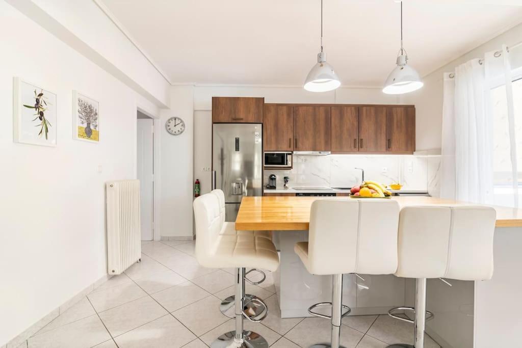 Modern Apartmen, Near Microlimano, Kastela * Piraeus